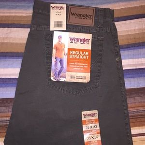 Wrangler Rugged Wear Pants